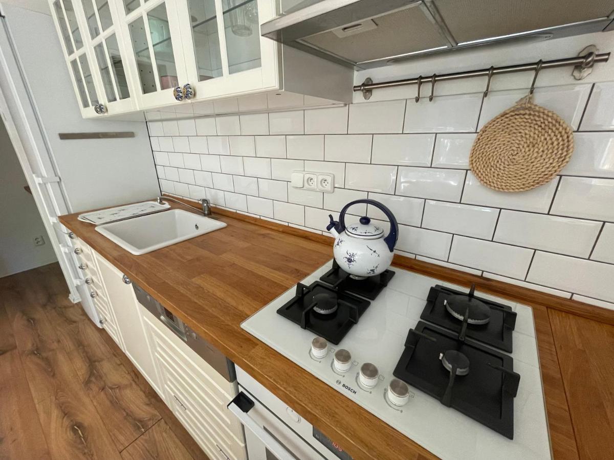 70M2 Romantic Living In The Old Town With Garden Bratislava Exterior foto
